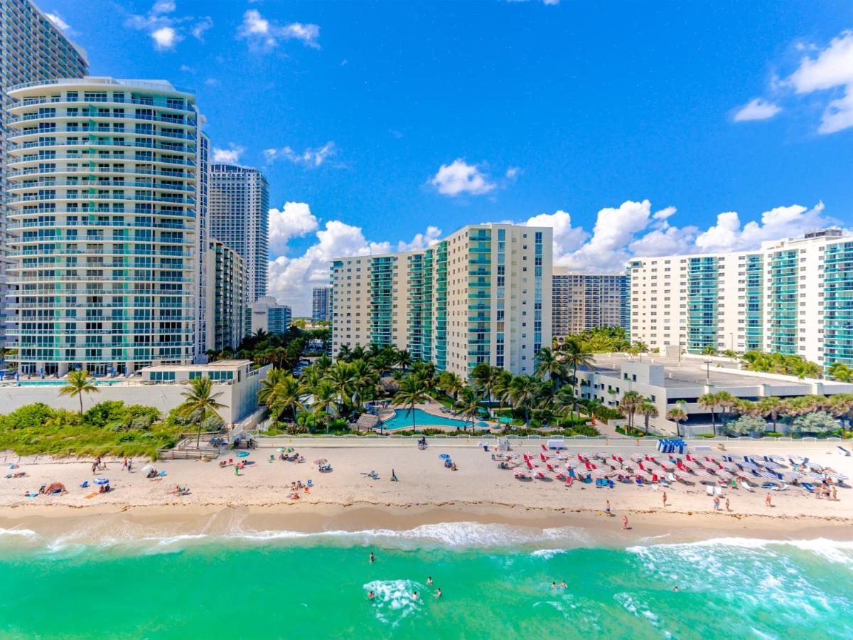 Hollywood On The Beach Apartment Exterior photo