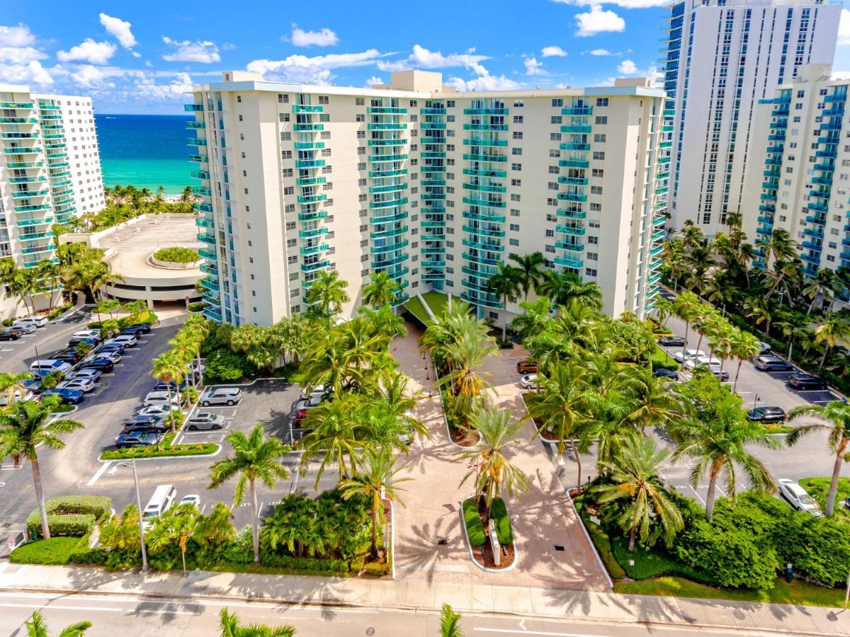 Hollywood On The Beach Apartment Exterior photo