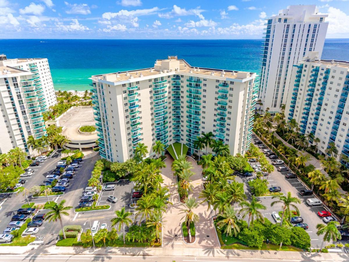 Hollywood On The Beach Apartment Exterior photo